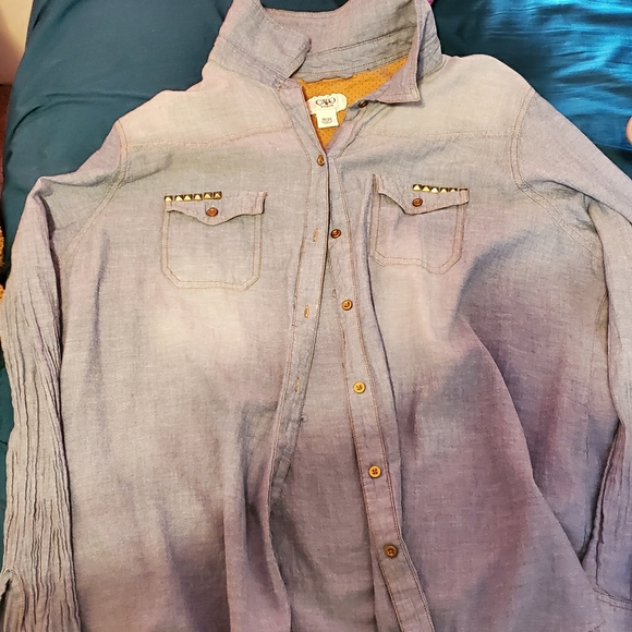 Jean Jacket - Picture 1 of 2